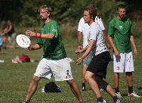 DM Ultimate Frisbee 2013 Open + Damen 13.-15.9. 2013