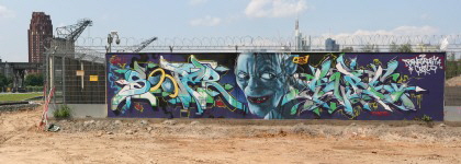 Graffiti Bauzaun EZB Frankfurt