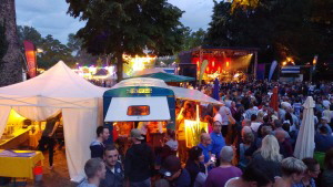 Schlossfest Hoechst: Getrnkestnde im Brningpark