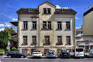 Leerstehendes Stadthaus im Zentrum von Bad Soden